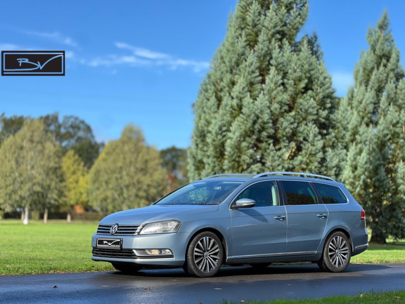 2013 Volkswagen Passat 2.0 Tdi Bluemotion Tech Sport Euro 5 (s/s) 5dr in Grey — image 1