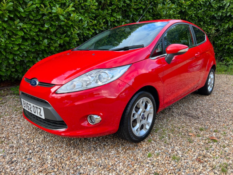 2012 Ford Fiesta 1.3 Zetec in Red — image 1