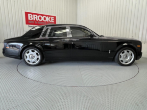 2006 Rolls-Royce Phantom 6.7 V12 Auto Euro 3 4dr in Black — image 4