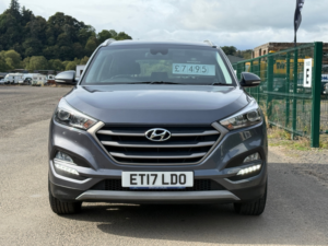 2017 Hyundai Tucson 1.6 Gdi Blue Drive Se Nav SUV 5dr Petrol Manual Euro 6 (s/s) (132 Ps) in Grey — image 2