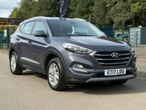 2017 Hyundai Tucson 1.6 Gdi Blue Drive Se Nav SUV 5dr Petrol Manual Euro 6 (s/s) (132 Ps) in Grey — image 3