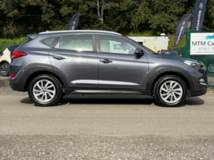 2017 Hyundai Tucson 1.6 Gdi Blue Drive Se Nav SUV 5dr Petrol Manual Euro 6 (s/s) (132 Ps) in Grey — image 4