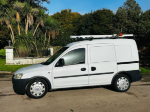 2008 Vauxhall Combo 1.3 Cdti 2000 16v 3dr in White — image 5
