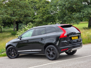 2013 Volvo Xc60 2.4 D5 Se Lux Nav Geartronic AWD Euro 5 5dr in Black — image 5