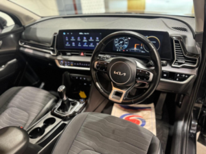 2022 Kia Sportage 1.6 Crdi 3 Euro 6 (s/s) 5dr in Black — image 2