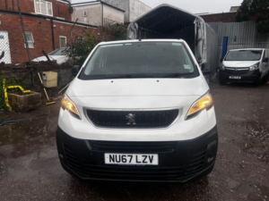 2017 Peugeot Expert 1.6 Bluehdi 1000 S Standard Panel Van Mwb Euro 6 6dr in White — image 2