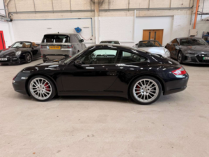 2006 Porsche 911 3.8 997 Carrera C4s Tiptronic S 4WD in Black — image 4