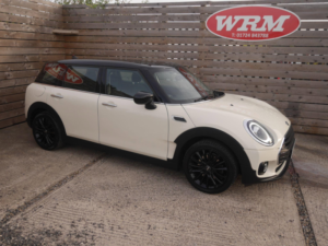 2019 MINI Clubman 1.5 Cooper Classic Estate 6dr Petrol Manual Euro 6 (s/s) (136 Ps) in White — image 3