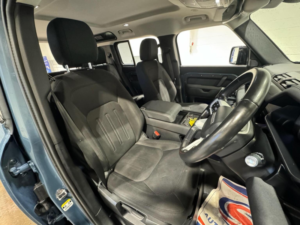 2020 Land Rover Defender 110 2.0 Sd4 S Auto 4WD Euro 6 (s/s) 5dr in Blue — image 4