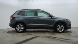 2019 Skoda Karoq 1.6 Tdi Se Technology in Grey — image 3