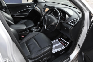 2014 Hyundai Santa Fe 2.2 Crdi Premium Se Auto 4WD Euro 5 5dr (7 Seat) in Silver — image 3