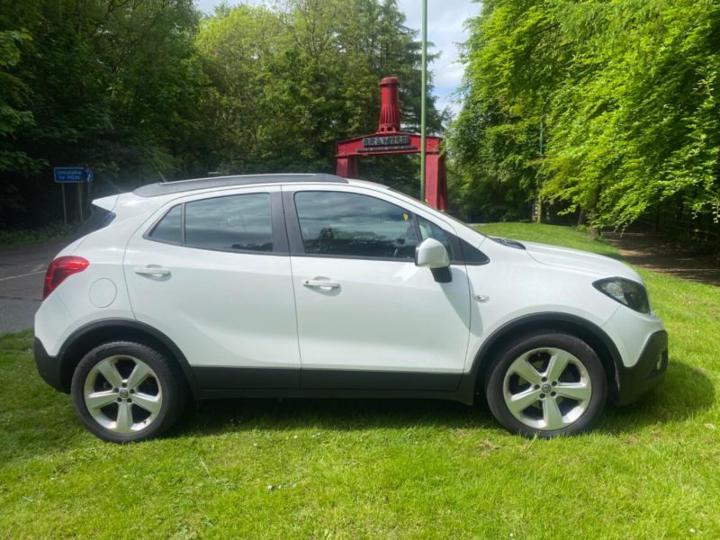 2015 Vauxhall Mokka 1.7 Cdti Exclusiv in White — image 1