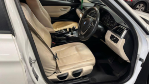 2015 BMW 3 Series 2.0 320d Ed Plus Auto Euro 6 (s/s) 4dr in White — image 4
