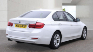 2015 BMW 3 Series 2.0 320d Ed Plus Auto Euro 6 (s/s) 4dr in White — image 6