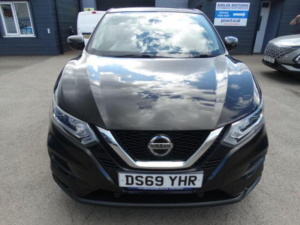 2019 Nissan Qashqai 1.3 Dig-T Acenta Premium Dct Auto Euro 6 (s/s) 5dr in Black — image 2