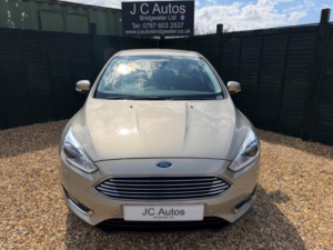 2017 Ford Focus 1.5 Tdci Titanium X Euro 6 (s/s) 5dr in Silver — image 2