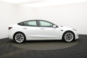 2021 Tesla Model 3 (dual Motor) Long Range Saloon 4dr Electric Auto 4wde (346 Ps) in White — image 2