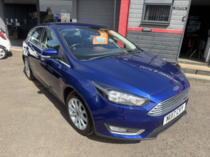 2017 Ford Focus 1.5 Tdci Titanium Hatchback 5dr Diesel Manual Euro 6 (s/s) (120 Ps) in Blue — image 2