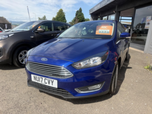 2017 Ford Focus 1.5 Tdci Titanium Hatchback 5dr Diesel Manual Euro 6 (s/s) (120 Ps) in Blue — image 3