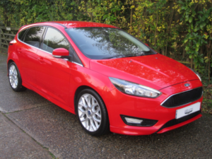 2016 Ford Focus 1.0 T Ecoboost Zetec S in Red — image 2
