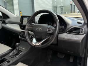 2018 Hyundai I30 1.4 T-Gdi Blue Drive Premium Se Dct Euro 6 (s/s) 5dr in White — image 4