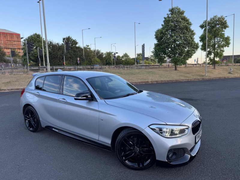 2015 BMW 1 Series 2.0 118d M Sport Auto Euro 6 (s/s) 5dr in Silver — image 1