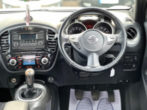 2010 Nissan Juke 1.6 Acenta Euro 5 5dr in Silver — image 2