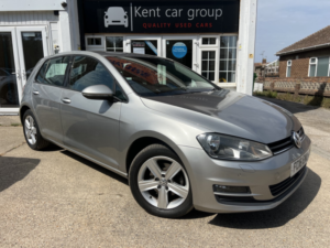 2016 Volkswagen Golf 1.4 Tsi Bluemotion Tech Match Edition in Silver — image 3
