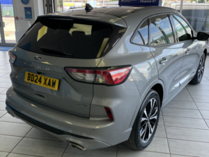 2024 Ford Kuga 2.5 Kuga St-Line X Edition 5 Door 2.5l Duratec PHEV 225ps Fwd CVT Automatic in Silver — image 3