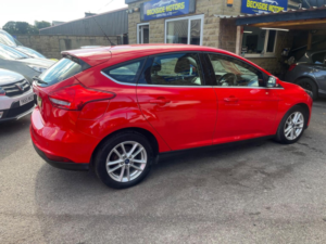 2015 Ford Focus 1.5 Tdci Zetec Euro 6 (s/s) 5dr in Red — image 3
