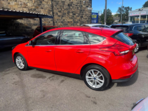 2015 Ford Focus 1.5 Tdci Zetec Euro 6 (s/s) 5dr in Red — image 6