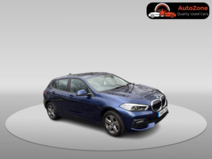 2019 BMW 1 Series 1.5 116d Se in Blue — image 2