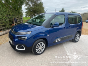 2020 Citroen Berlingo 1.5 Bluehdi Feel 4 Seater in Blue — image 3