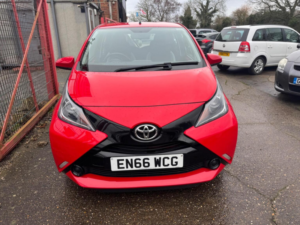 2017 Toyota Aygo 1.0 Vvt-I X-Play Euro 5 5dr Euro 5 in Red — image 6