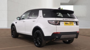 2017 Land Rover Discovery Sport 2.0 Td4 Hse Black in White — image 6
