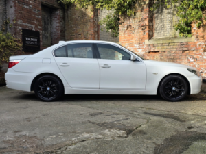 2008 BMW 5 Series 3.0 525i Se Saloon in White — image 4