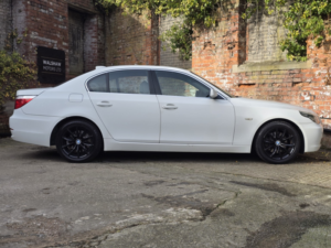 2008 BMW 5 Series 3.0 525i Se Saloon in White — image 5