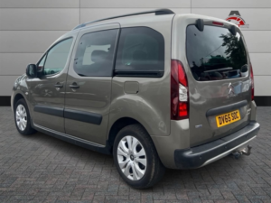 2015 Citroen Berlingo 1.6 Bluehdi Xtr in Brown — image 5