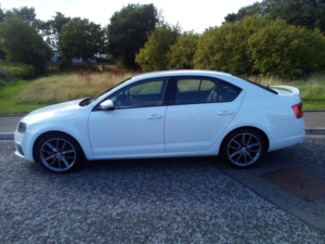 2016 Skoda Octavia 2.0 Tdi Vrs in White — image 5