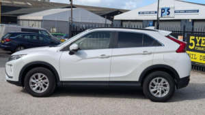 2019 Mitsubishi Eclipse Cross 1.5t 2 SUV 5dr Petrol Manual Euro 6 (s/s) (163 Ps) in White — image 4