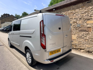 2022 Ford Transit Custom 2.0 320 Ecoblue Limited Crew Van L2 H1 Euro 6 (s/s) 5dr in Silver — image 2
