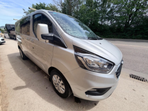 2022 Ford Transit Custom 2.0 320 Ecoblue Limited Crew Van L2 H1 Euro 6 (s/s) 5dr in Silver — image 3