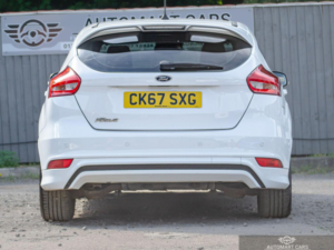 2018 Ford Focus 1.5 Tdci St-Line Euro 6 (s/s) 5dr in White — image 6