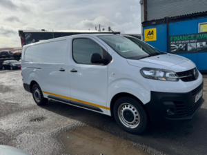 2022 Vauxhall Vivaro 1.5 Turbo D 2900 Dynamic L2 H1 Euro 6 (s/s) 6dr in White — image 2