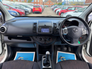 2010 Nissan Note 1.4 16v N-Tec Euro 4 5dr in White — image 2
