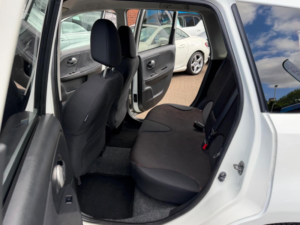2010 Nissan Note 1.4 16v N-Tec Euro 4 5dr in White — image 5