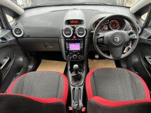 2012 Vauxhall Corsa 1.7 Cdti Ecoflex Sri Euro 5 5dr in Silver — image 4