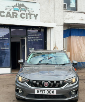 2017 Fiat Tipo 1.4 T-Jet Lounge Euro 6 (s/s) 5dr in Grey — image 2