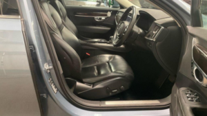 2017 Volvo V90 2.0 D4 Inscription Auto Euro 6 (s/s) 5dr in Blue — image 2