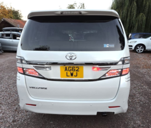 2012 Toyota Vellfire 2.4l Petrol - G Edition- Captain Seats-Upgraded Car-Ulez/caz Pass-Free 48months Gold Warranty & 12months Aa Breakdown Cover in White — image 4